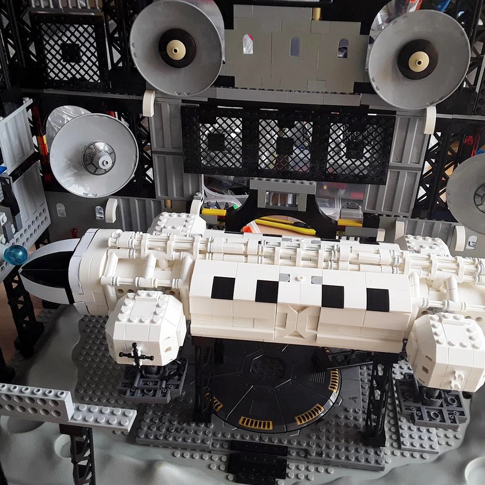 Gobricks MOC Космос 1999 Орел конструктор 1133 деталей