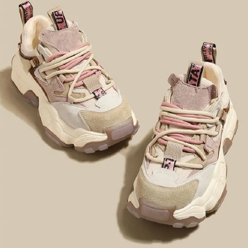 Женские кроссовки Matsutake на толстой подошве