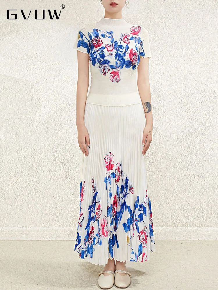 

GVUW Pleated two piece Set women mock neck print floral short sleeve top elastic waist skirt 2023 summer elegant clothes 17J1504