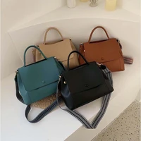 fashion simply pu leather crossbody bag for women 2022 winter solid color shoulder messenger lady chain travel small handbag