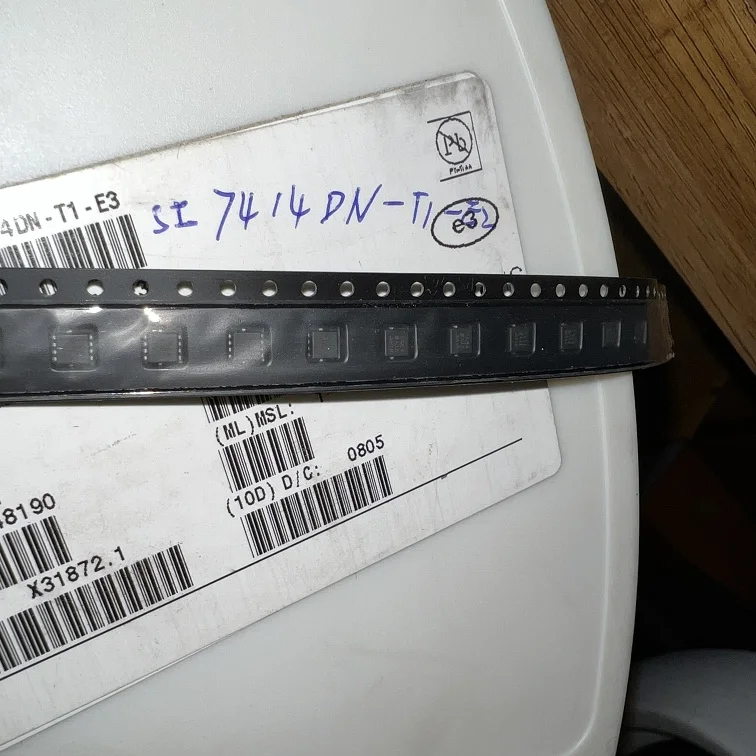 

Бесплатная доставка SI7414DN-T1-E3 SI7414 7414 QFN8 10 шт.