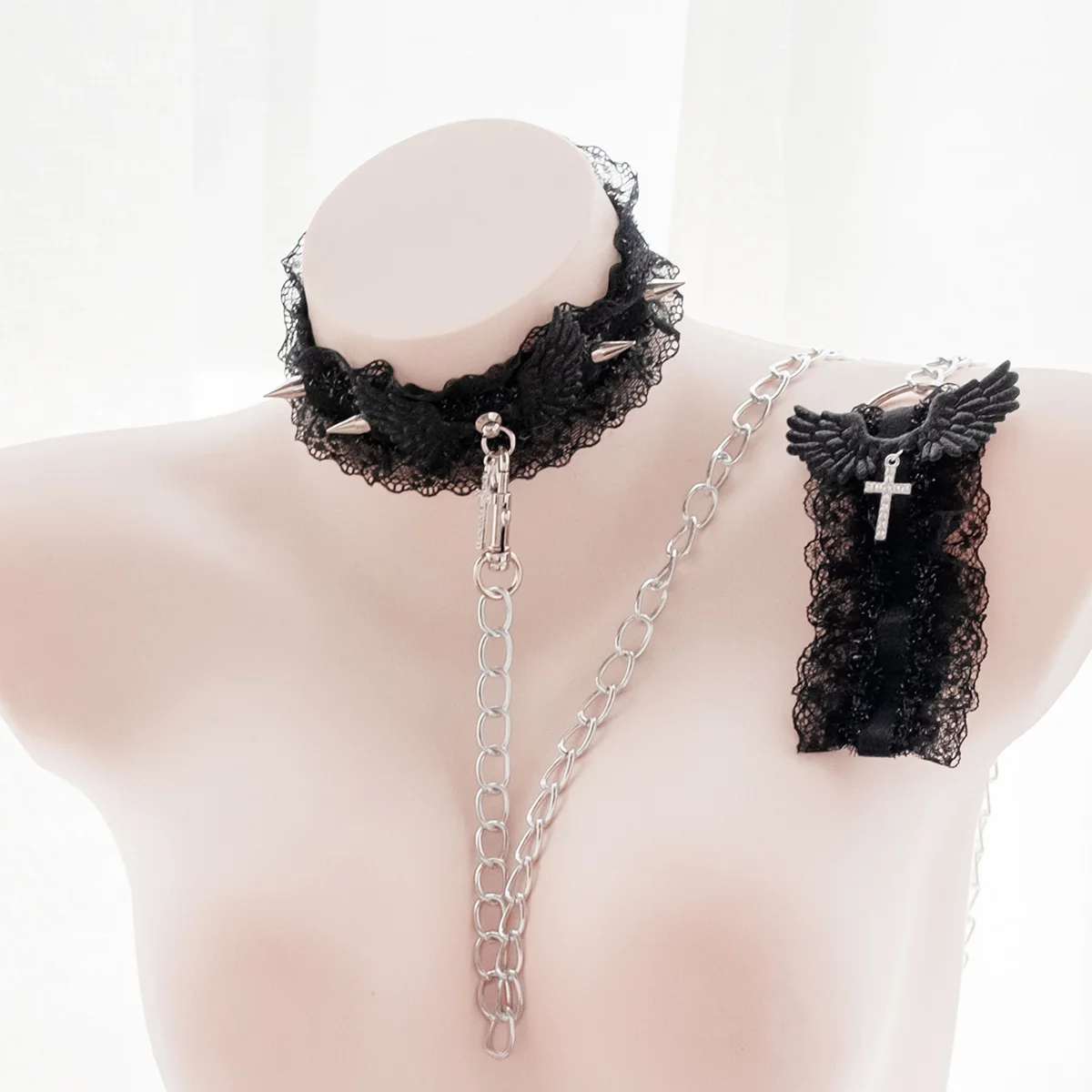 

Женское кружевное колье-чокер в стиле "Лолита"