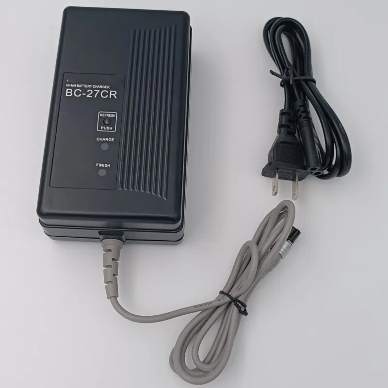 Фото Зарядное устройство для топового кабеля, интерфейсы стандарта USB, 3 контакта, вилка стандарта ЕС, США №3