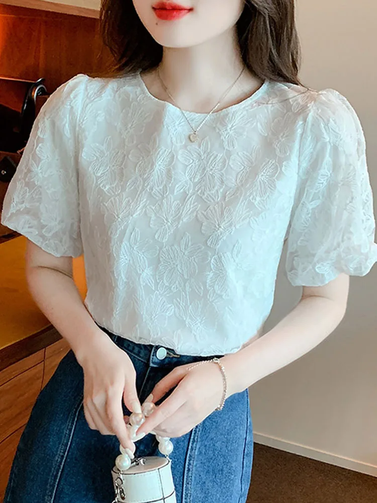 Женская кружевная блузка с коротким рукавом белая круглым вырезом в Корейском