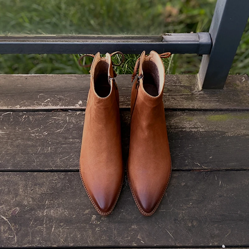 

Heihaian Short Boots Fall/Winter 2023 New Vintage Style Elegant Ankle Boots With Bows Decorated Pointy Zipper Boots For Women