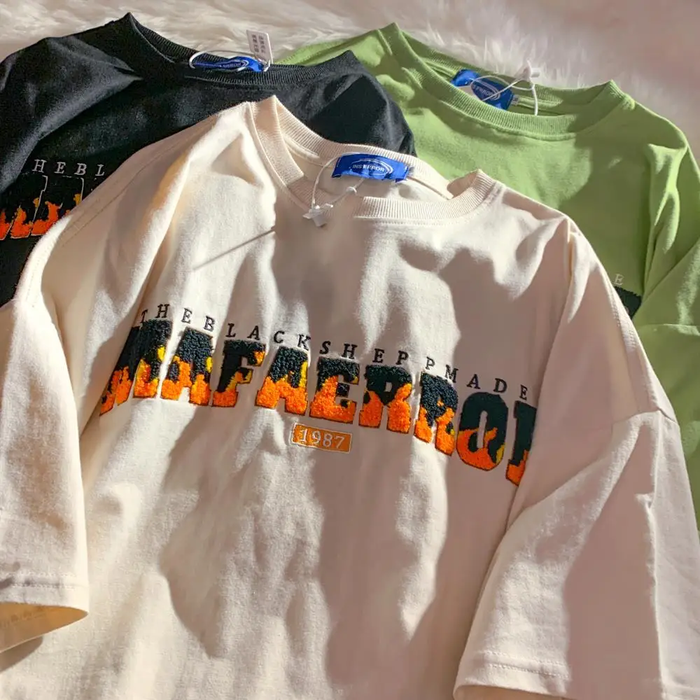 

Футболка Мужская/женская оверсайз с принтом пламени и вышивкой