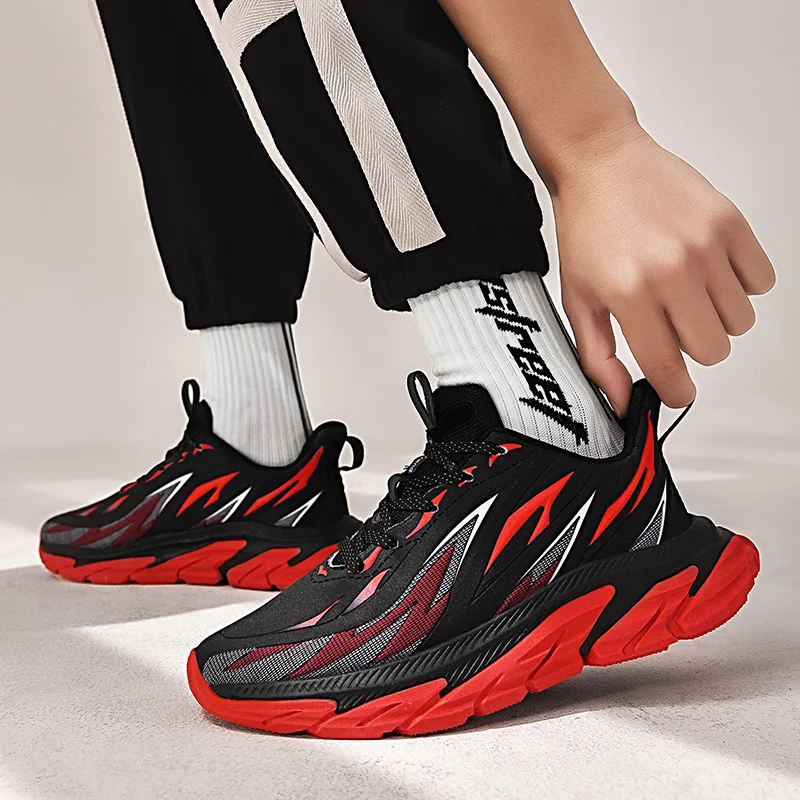 Men's Sports Shoes Breathable Mesh Lace-up Large Size Casual Shoes Sapato Masculino Krasovki Lightweight Adult Fashion Men