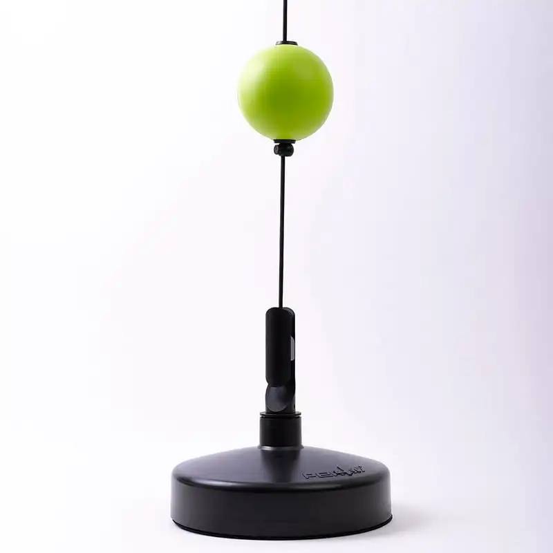 

Дырокол для боксерской груши