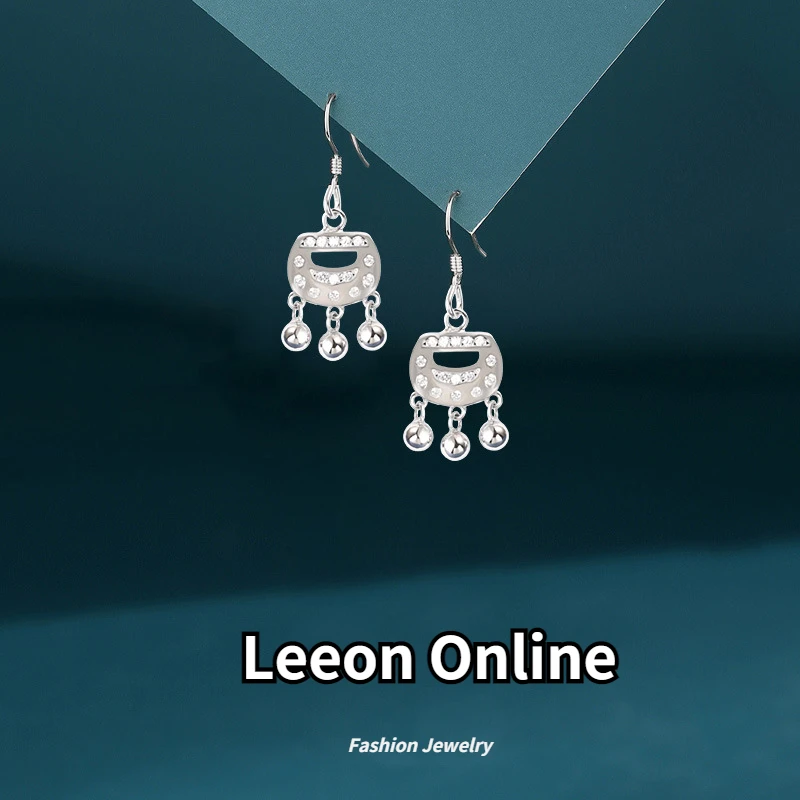 2022 New Korean Fashion Longevity Lock Bell Ear Hook Trend Design Earrings for Women Sexy Accessories Jewelry Wholesale