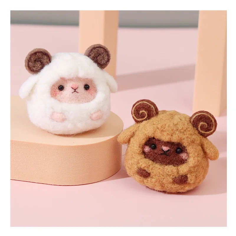 

Creative animal pendant wool needlepoint kit wool felt needle felting pendant craft needlecraft DIY handmade