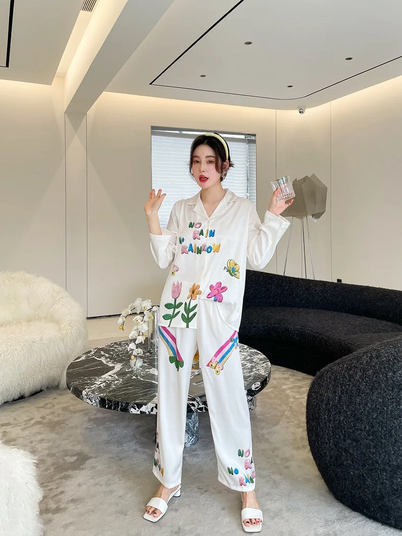 Pajamas women's new long-sleeved trousers imitation silk suit sweet home clothes women pajamas