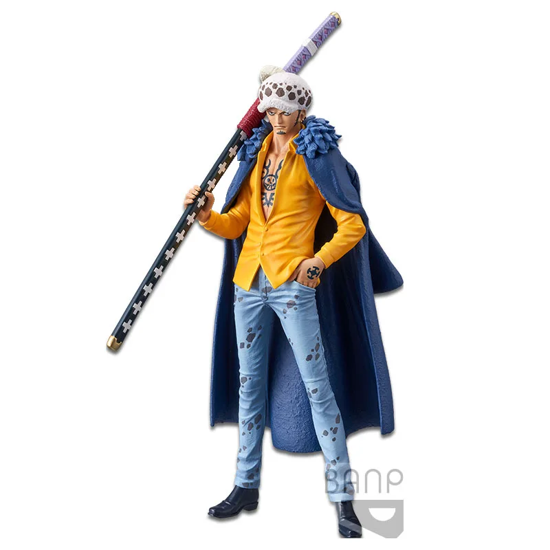 

2022 NEW 17cm Anime One Piece Battle Edition Trafalgar D Water Law Carry a knife Statue PVC Action Figure Model Collection Toys