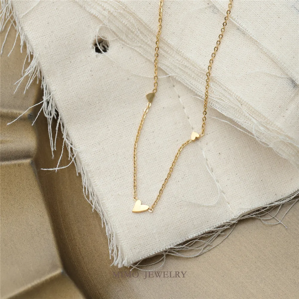 

New Colorful Titanium Steel Gold Plated Summer Fresh Little Heart Fold Chain