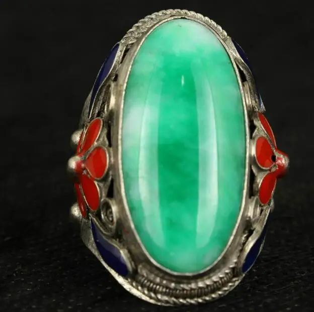 

Превосходное старое кольцо ручной работы из натурального зеленого нефрита тибетского серебра с эмалью и цветком