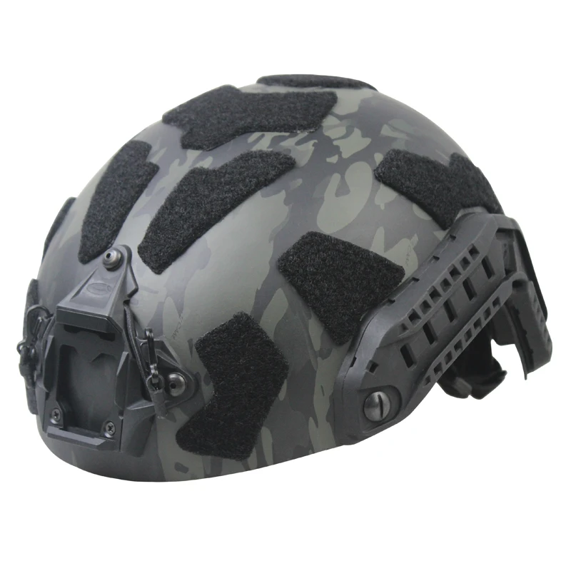 

Camouflage Black Outdoor Tactical Helmet SF Carbon Fiber Field Mountaineering Helmet