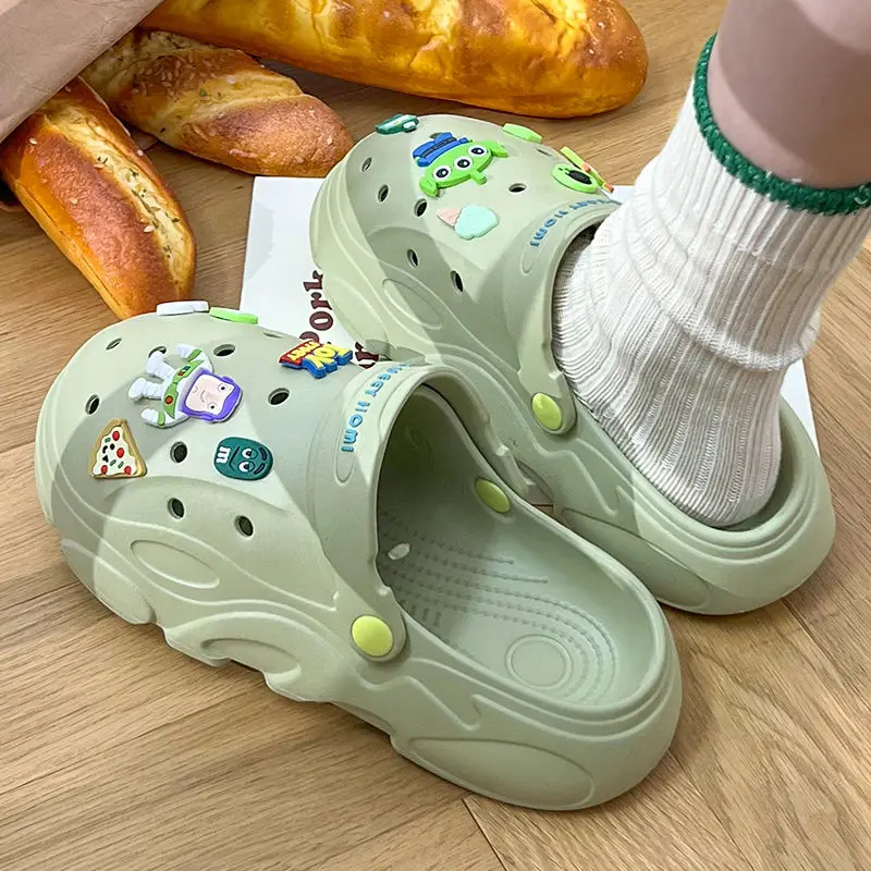 

Disney Toystory Bass Light Hole Shoes Women's Summer Outdoor Height Increasing Non-Slip Beach Couple Soft Slippers Summer Men
