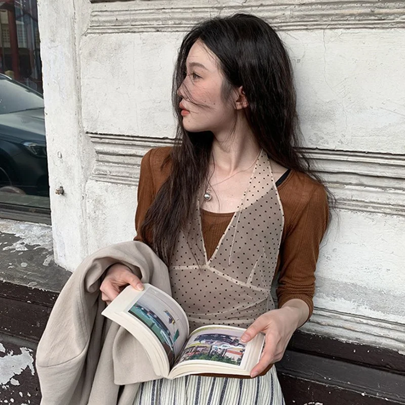 Женский прозрачный сетчатый топ на бретелях Черная майка с волнистым узором