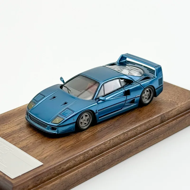 Модель автомобиля FERRARI F40