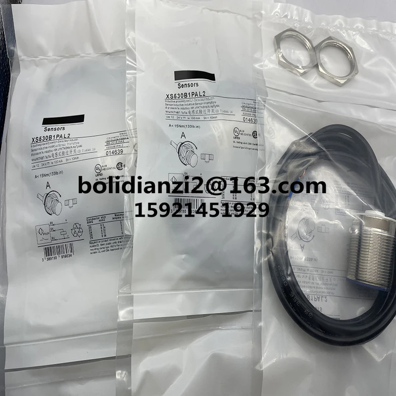 В наличии XS530B1PAM12 XS530B1NAM12 XS530B1PBM12 XS530B1NBM12 новый оригинальный датчик приближения