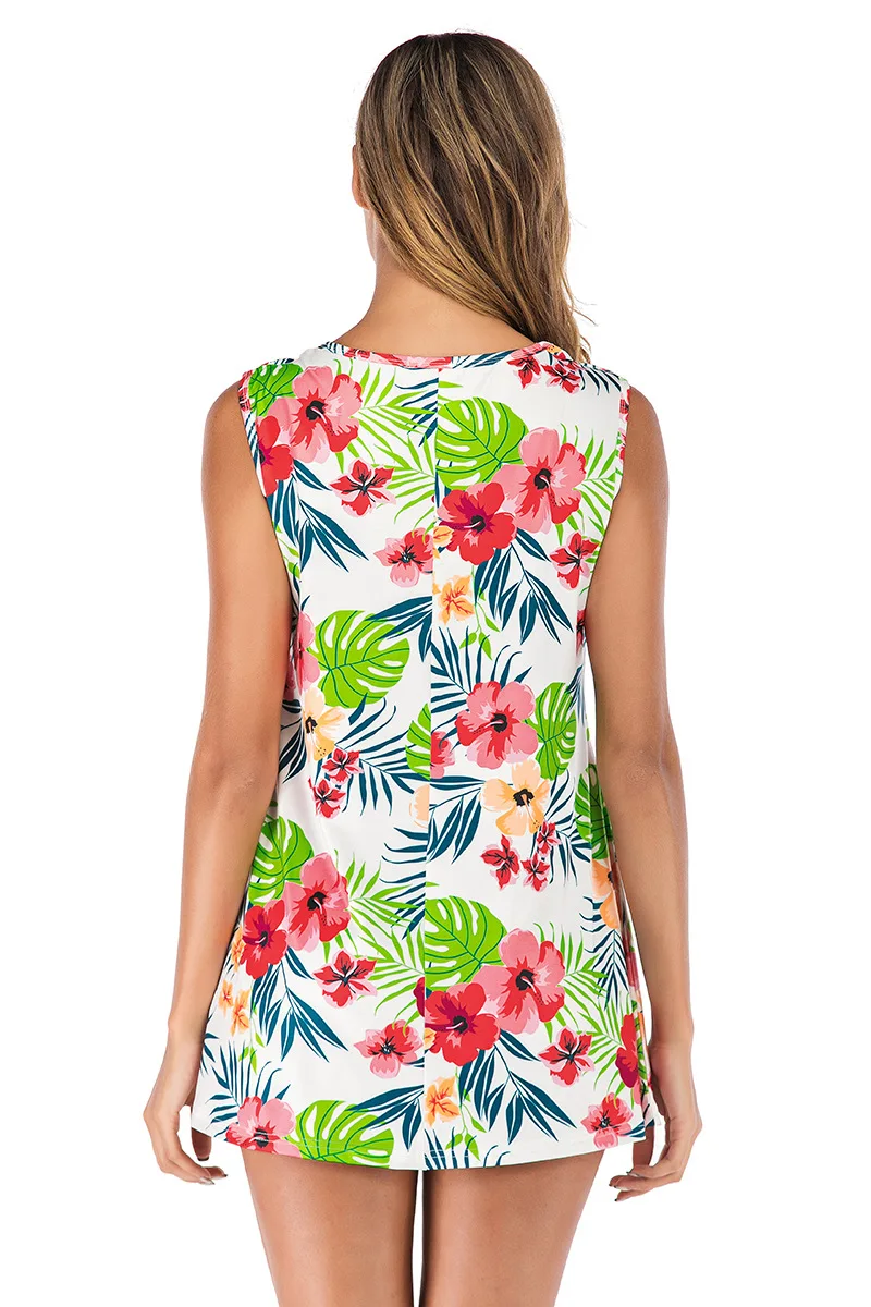 Женское платье с круглым вырезом и цифровым принтом |