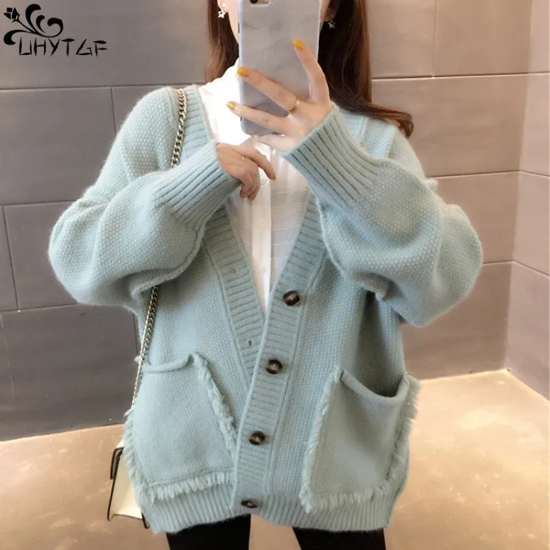 

Кардиган женский трикотажный с V-образным вырезом и карманами