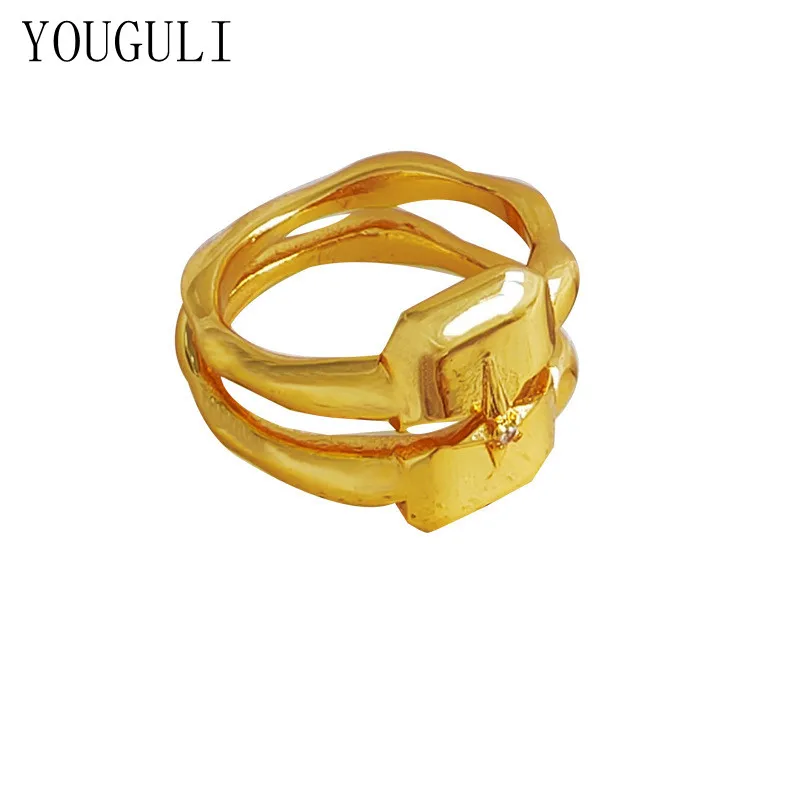 

Trendy Jewelry High Quality Brass Metal Rings For Women Gifts Hot Sale Golden Silvery Plating Finger Rings Fashion Accessories