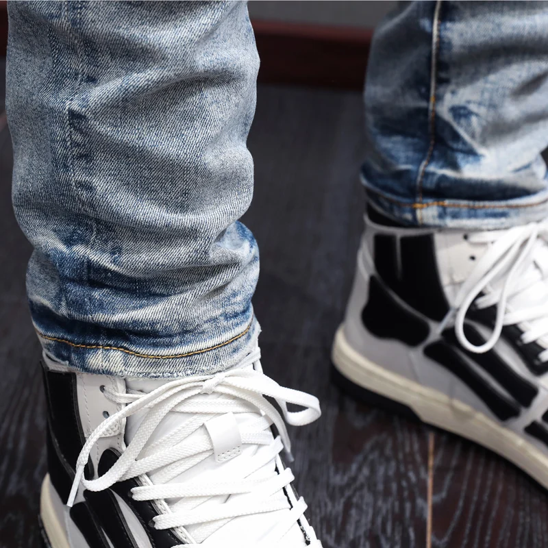 High Street Fashion Men Jeans Retro Light Blue Elastic Skinny Ripped Jeans Men Pink Patched Designer Hip Hop Brand Pants Hombre