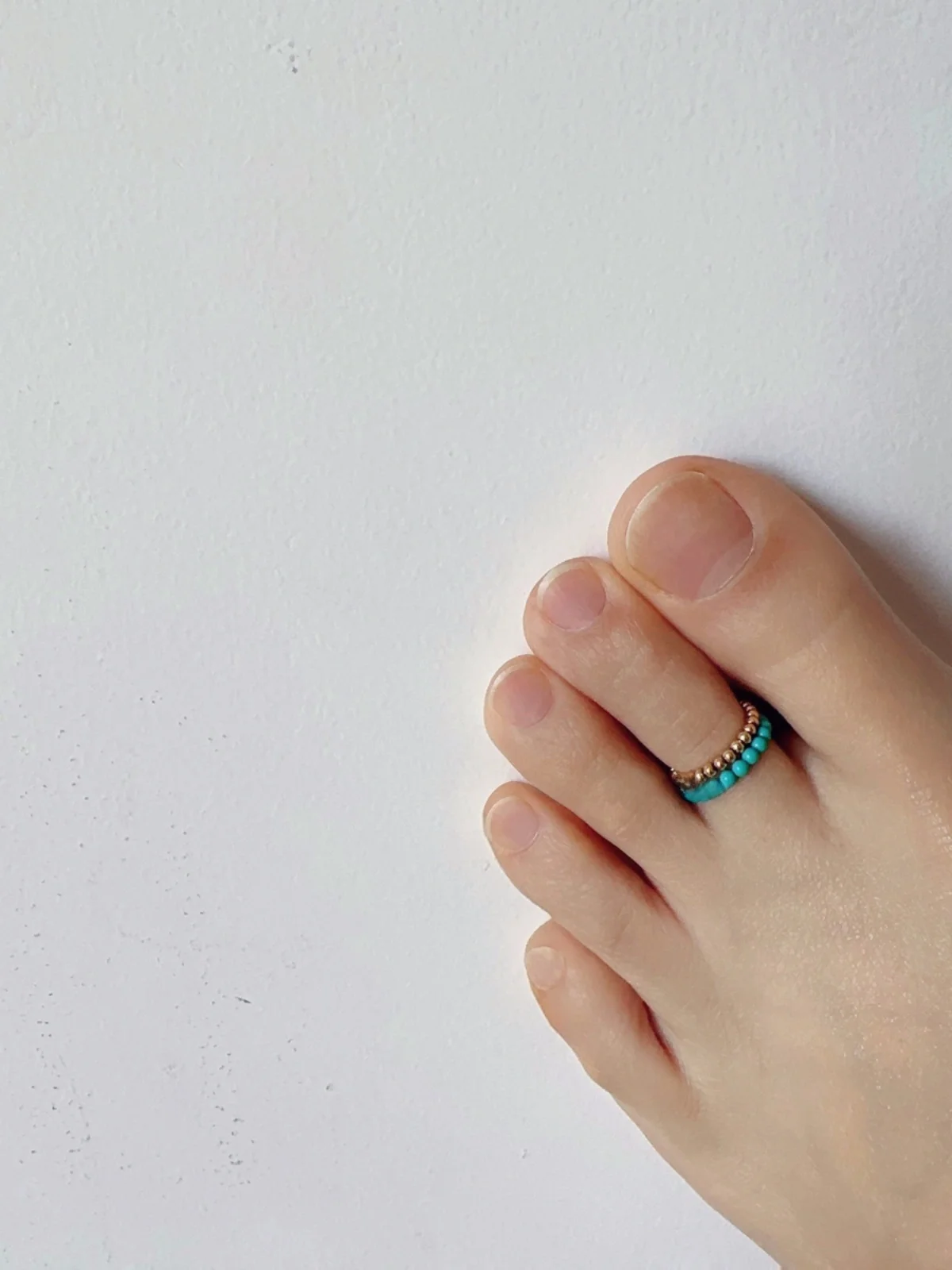 Hellolilyann Original Design Natural Turquoise Toe Ring Gold-Plated Elastic Beaded Temperament National Sle