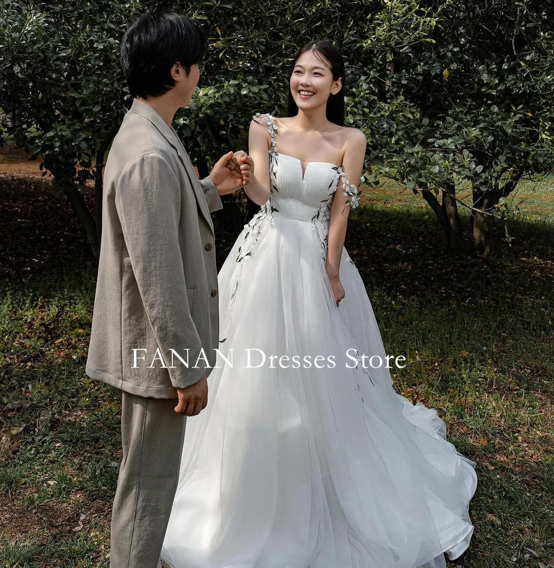 Женское свадебное платье FANAN без бретелек белое Тюлевое на шнуровке