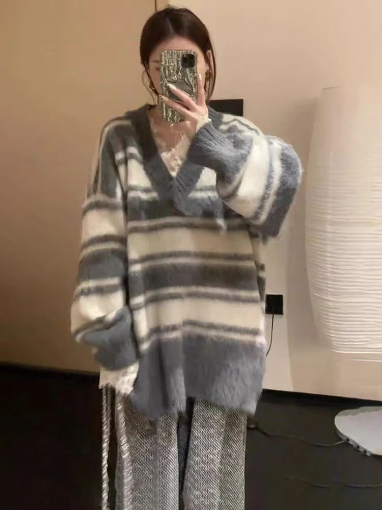 Мягкий клеевой пуловер с v-образным вырезом в полоску женский свитер 2024 новый