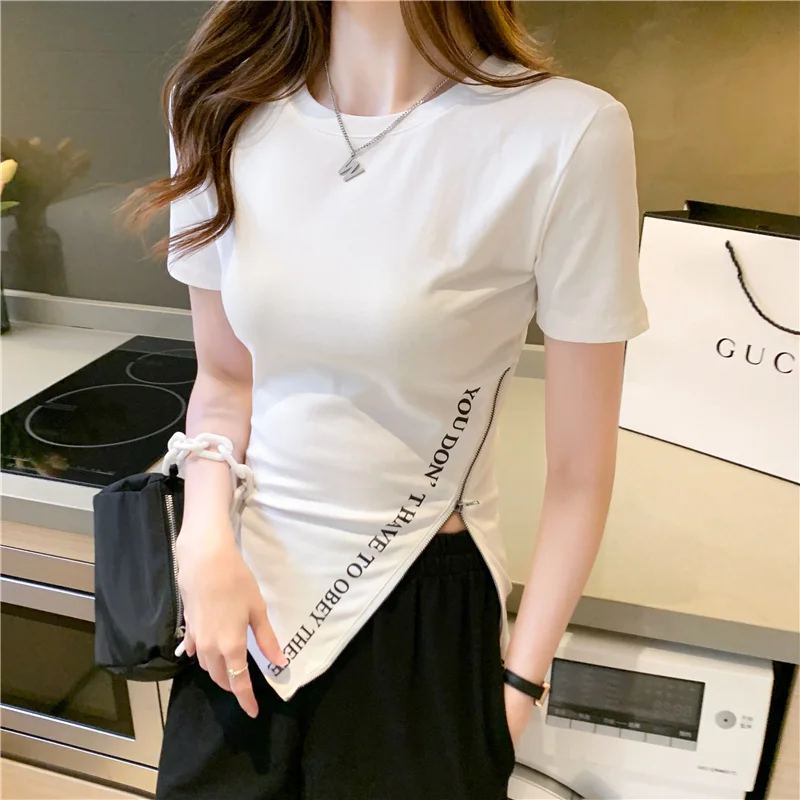 

Летние женские модные футболки Gaodinglan с разрезом и коротким рукавом, приталенные топы с буквенным принтом, корейские повседневные женские х...