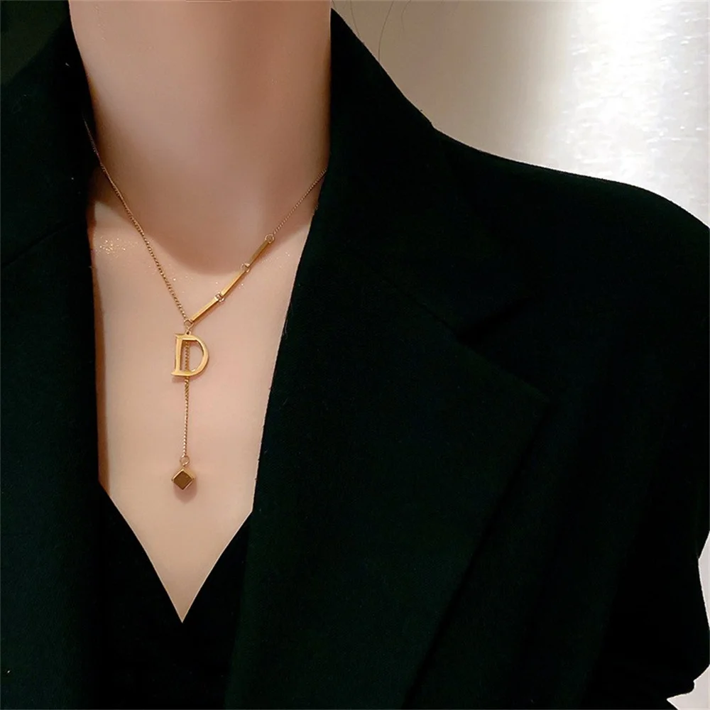 

Korean Temperament Fashion Titanium Steel Letter Necklace Geometric Square Leisure Temperament Tassel Net red Clavicle Chain