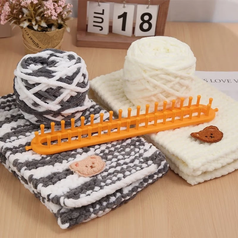 4 Different Sizes of Colorful comb teeth Plastic Braiders Long Knitting Loom Set with Hook Needle Kit images - 6