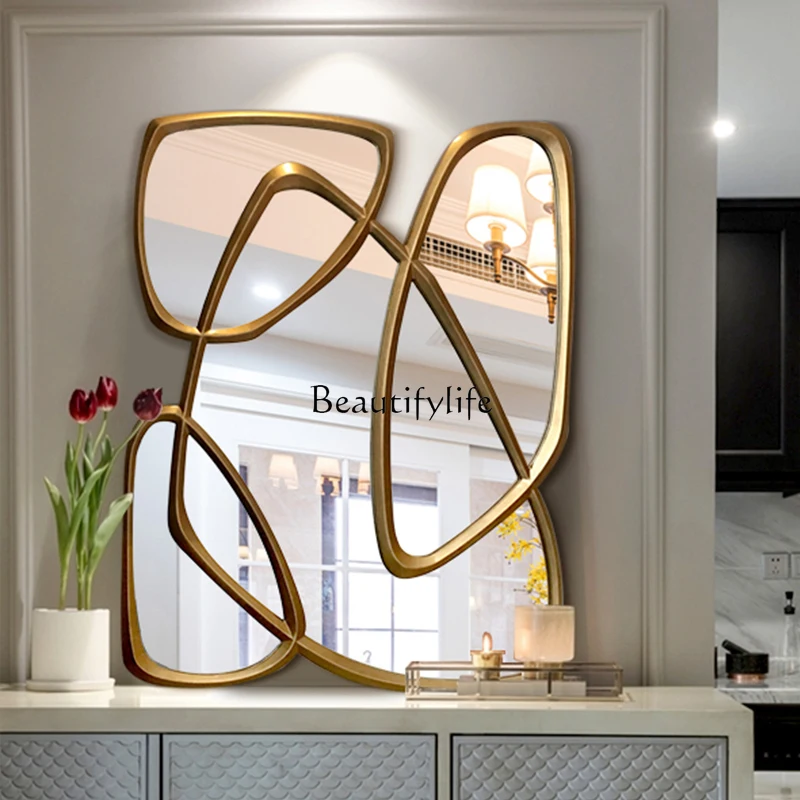 

Антикварное золотое декоративное зеркало