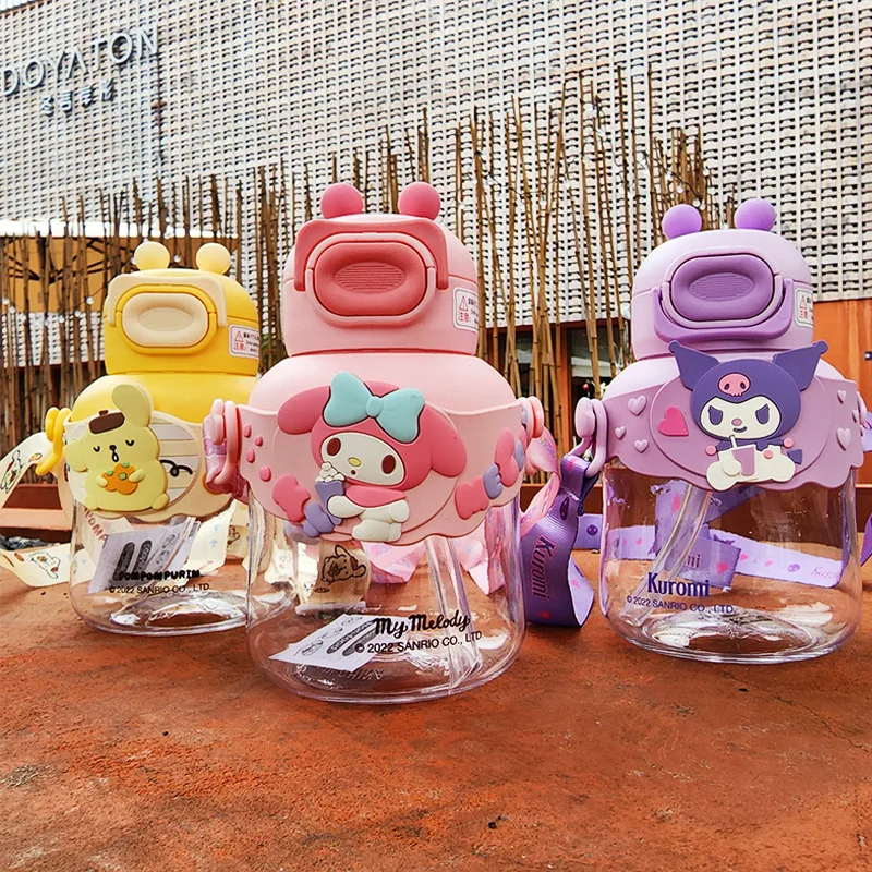 

Милая бутылка для воды Sanrio Melody Kuromi, чашка для живота, аниме, Cinnamoroll, вместительные пластиковые портативные чашки-мессенджеры с защитой от падения
