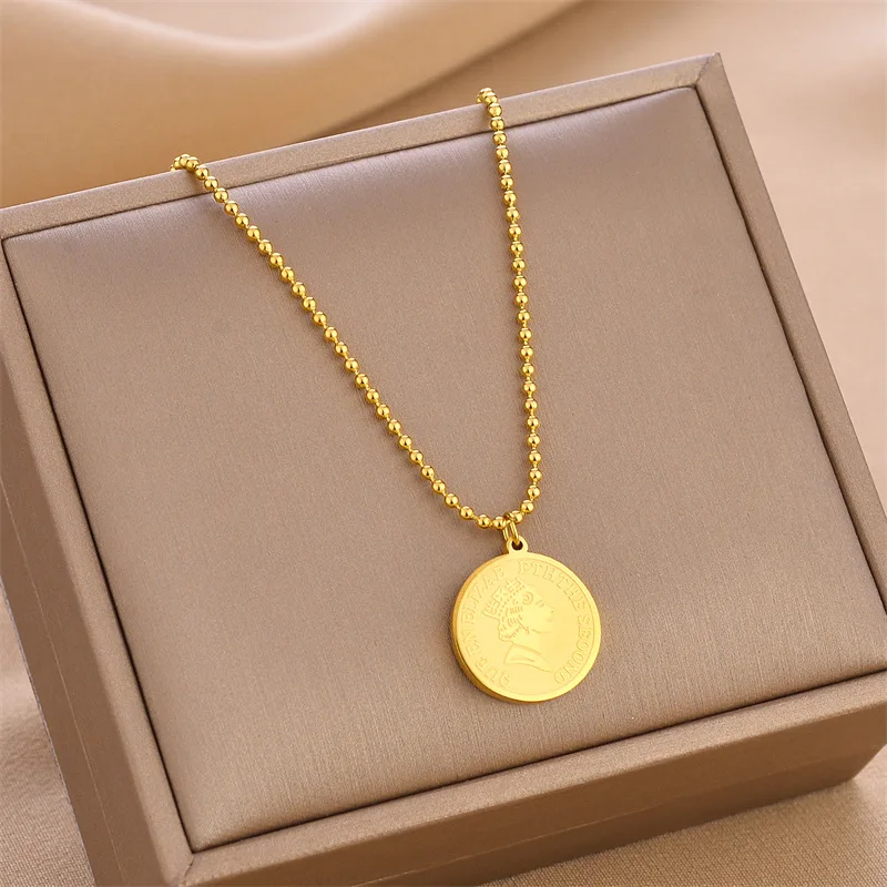 

Do Not Fade Luxury High-end Trendy Coin Queen Pendant Necklace for Girls Women's Vintage Stainless Steel Neck Chain Goth Jewelry