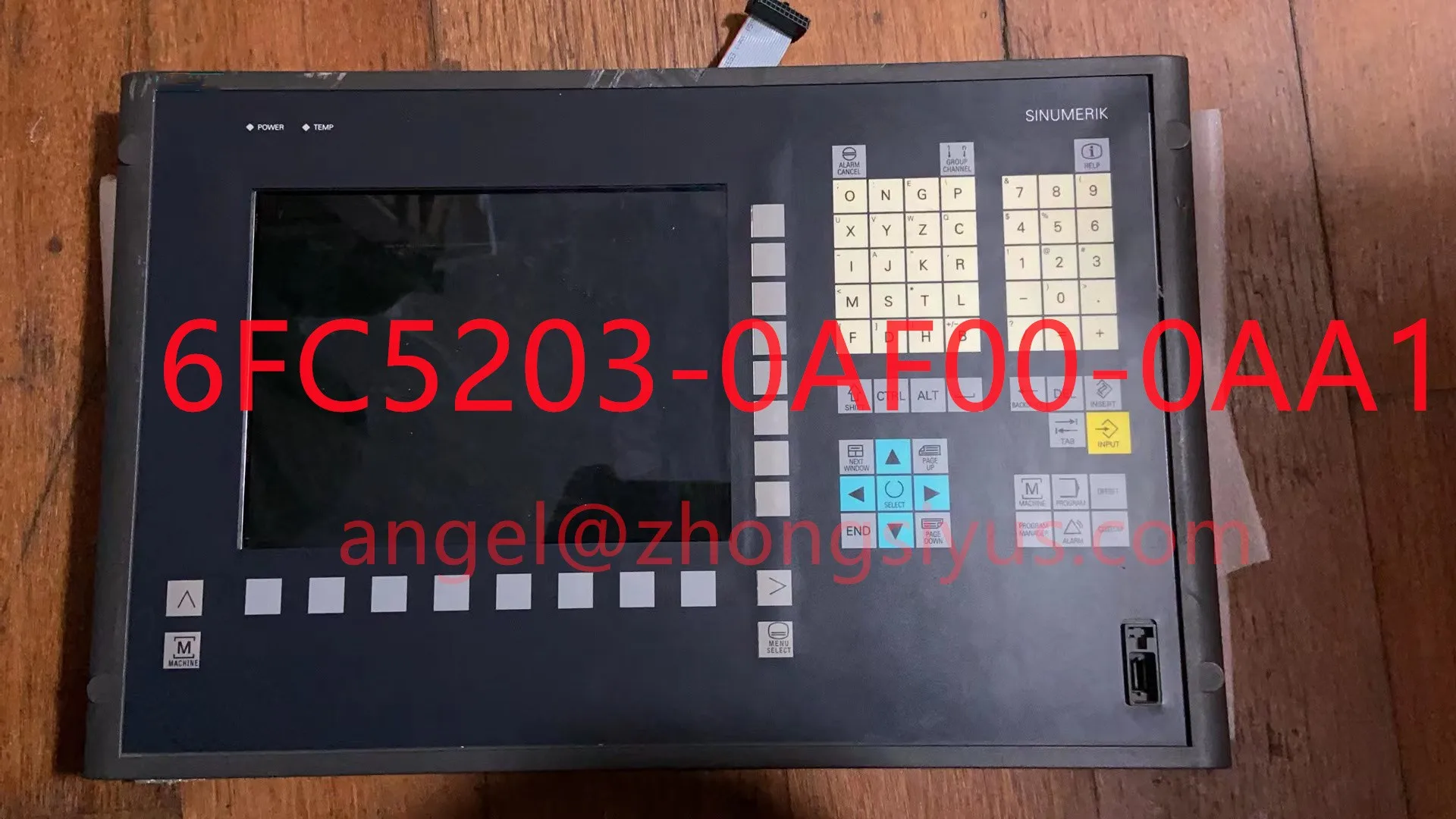 

6FC5203-0AF00-0AA1 used SINUMERIK operator panel front OP 010, 10.4" TFT (640x 480) 6FC5203 0AF00 0AA1