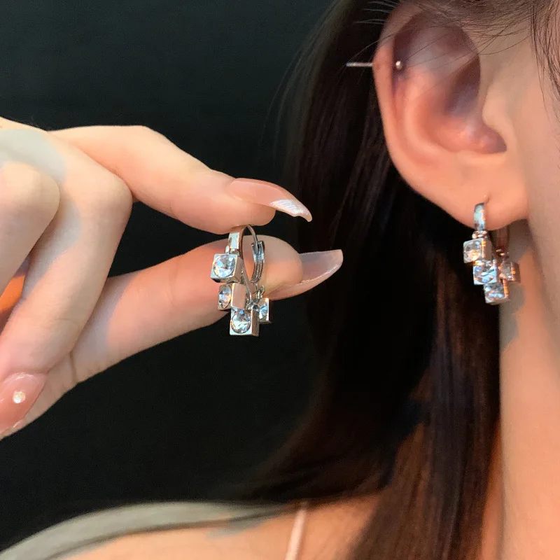 925 Серебряная игла с кисточкой, квадратная искусственная кожа для женщин и девушек, милая искусственная Свадебная бижутерия, подарок e385