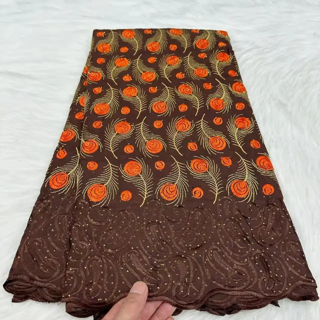 Новейшая розовая черная швейцарская кружевная ткань в Швейцарии 2024