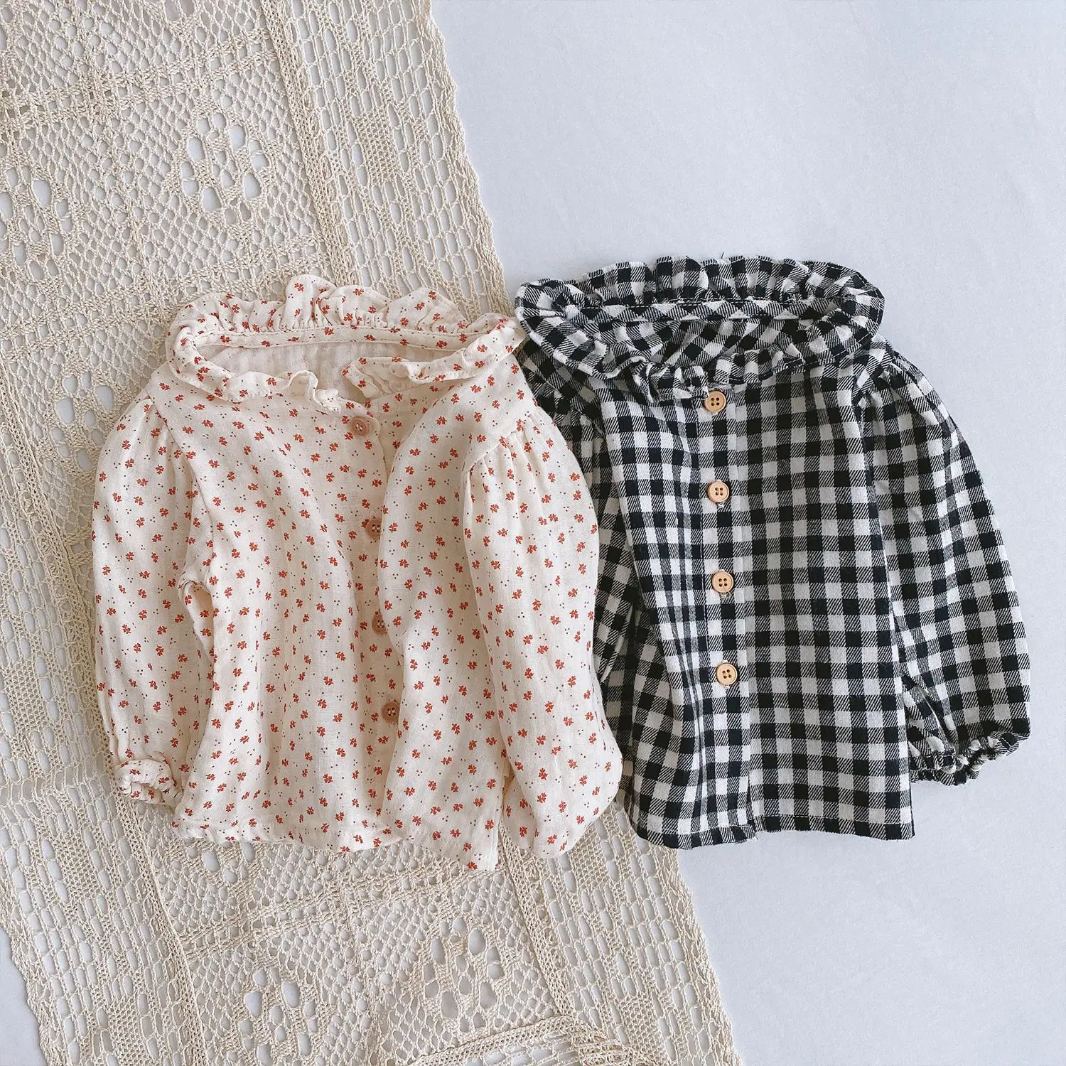 

Newborn Girls Plaid Blouse Spring Baby Long Sleeve Floral Lace Collar Shirt Infant Cotton Tops Korean Style Toddler Kids Clothes
