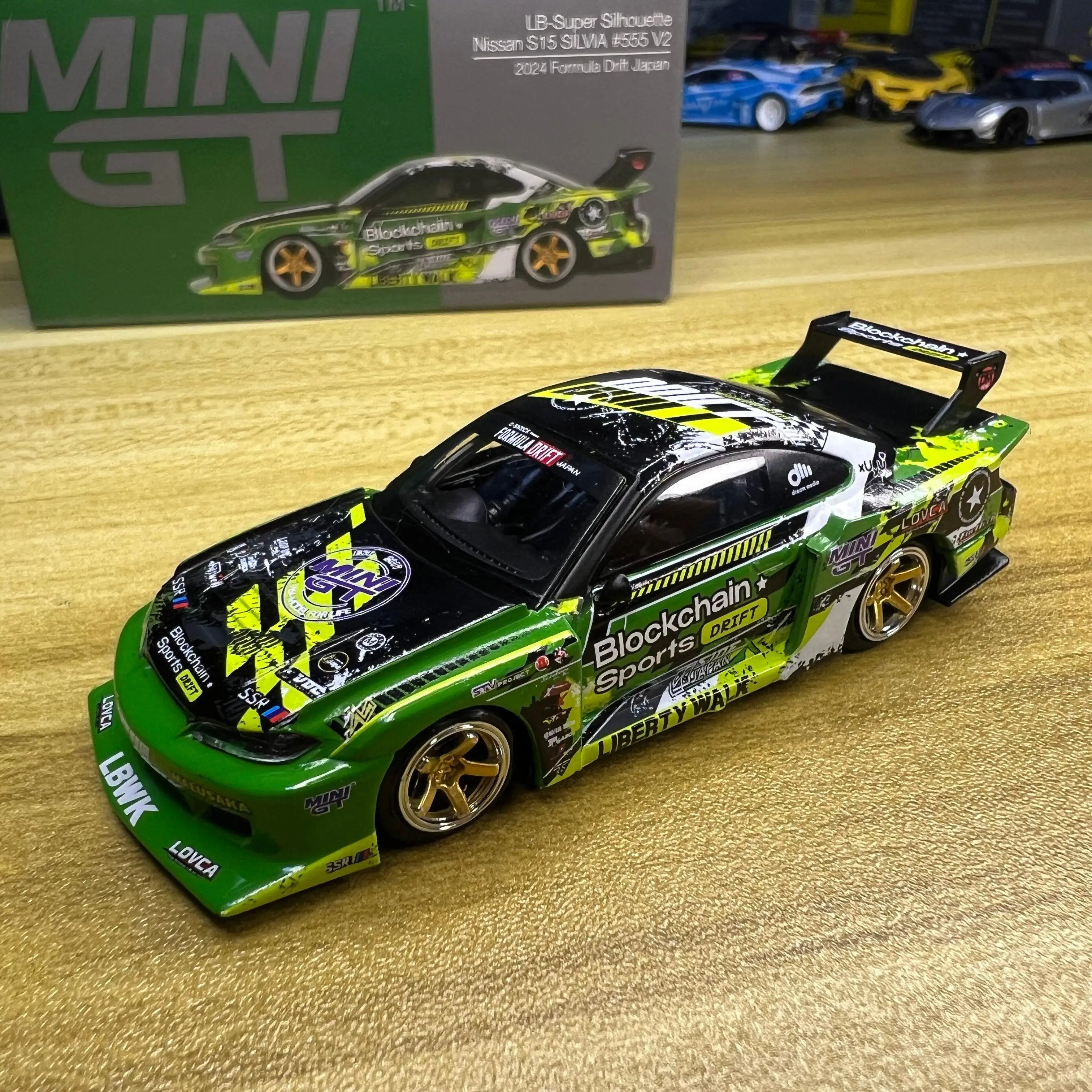 Фото Модель MINIGT 1:64 Scale LB Kit S15 2024 # Модель автомобиля из сплава 823 №1