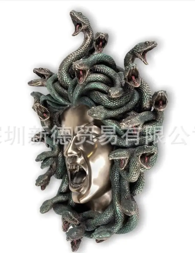 

Imitation of ancient head portrait resin Greek mythology simulation figure Medusa head statue resin pendant handicraft