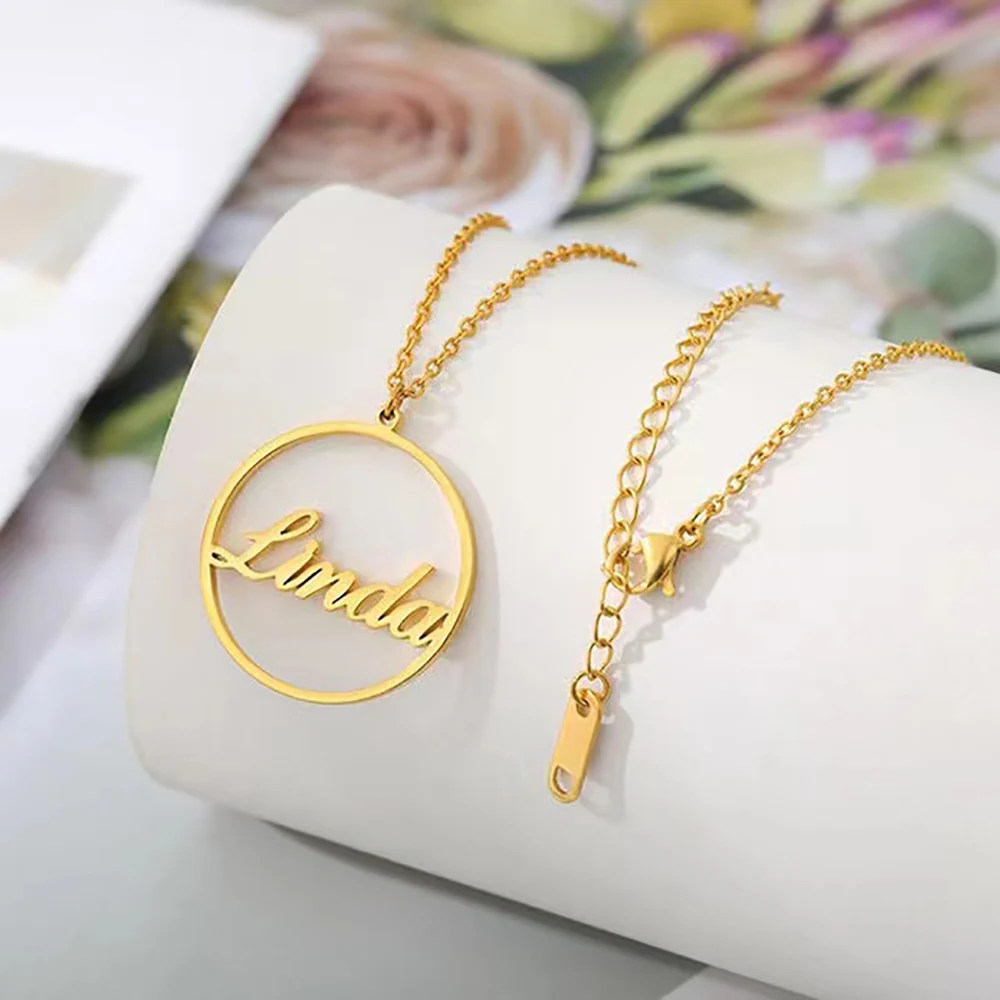 

Customized Name Necklace With Round Pendant Stainless Steel Personality Jewelry For Women Girls Anniversary Party Gift