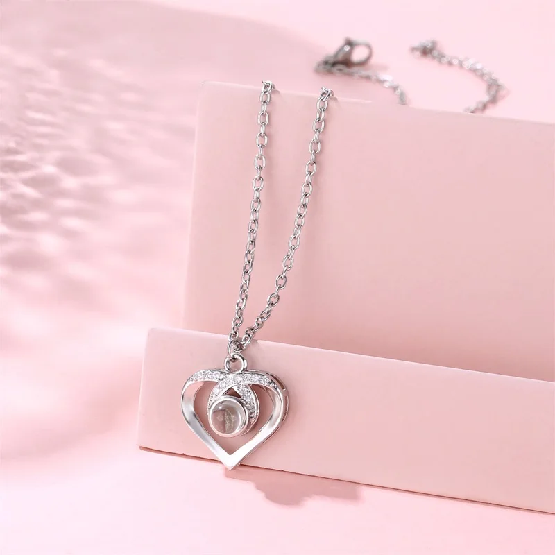 Customized Photo Projection Zircon Heart Pendant Necklace For Lover Jewelry Memory Gift Custom Picture Necklaces