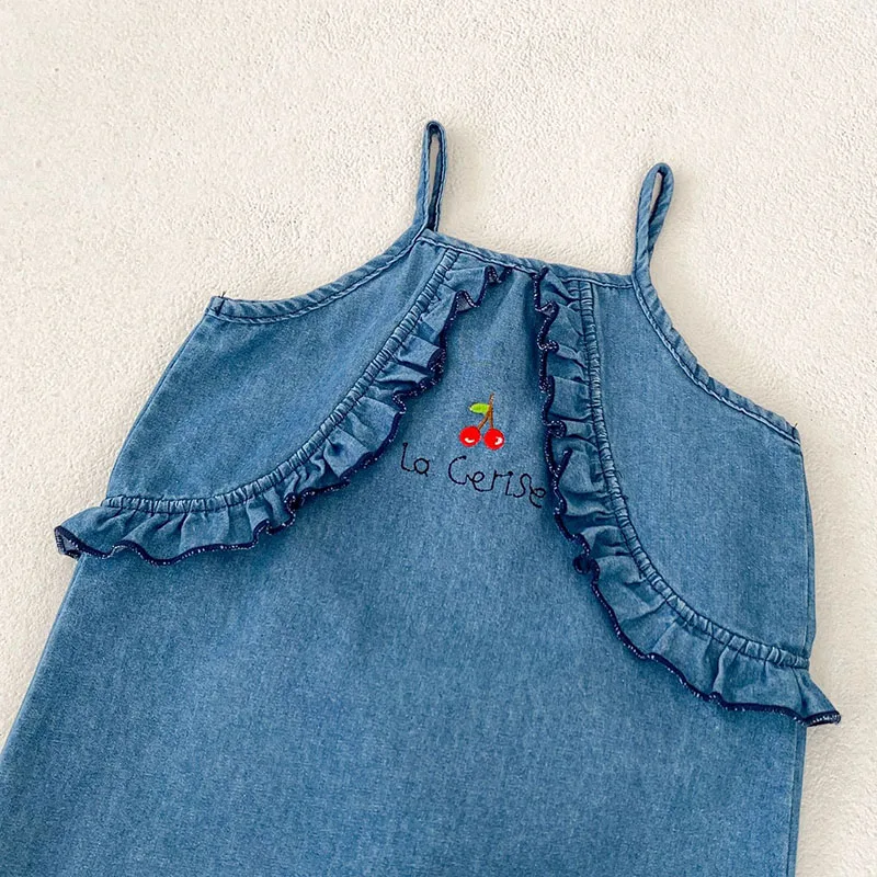 Фото Новинка 2023 года, летняя детская одежда для детей от 0 до 24 месяцев, комбинезон без рукавов для маленьких девочек, джинсовый комбинезон с вышивкой для новорожденных девочек №4
