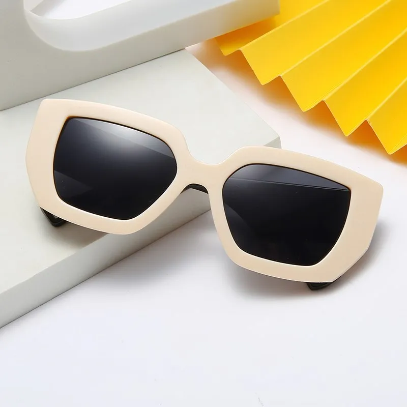 

Очки солнцезащитные женские прямоугольные, модные пикантные винтажные брендовые дизайнерские солнечные очки с маленькими линзами UV400