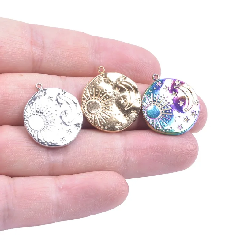 Купи WZNB 4Pcs Stainless Steel Moon Sun Charms For Jewelry Making Earring Pendant Bracelet Necklace Accessories Craft Diy Material за 205 рублей в магазине AliExpress