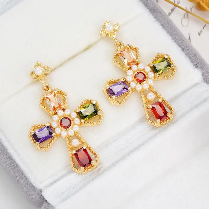 

Fashion Retro Style Crystal Zircon Imitation Pearl Inlaid Cross Dangle Earring Woman Elegant Prom Party Jewelry Gift