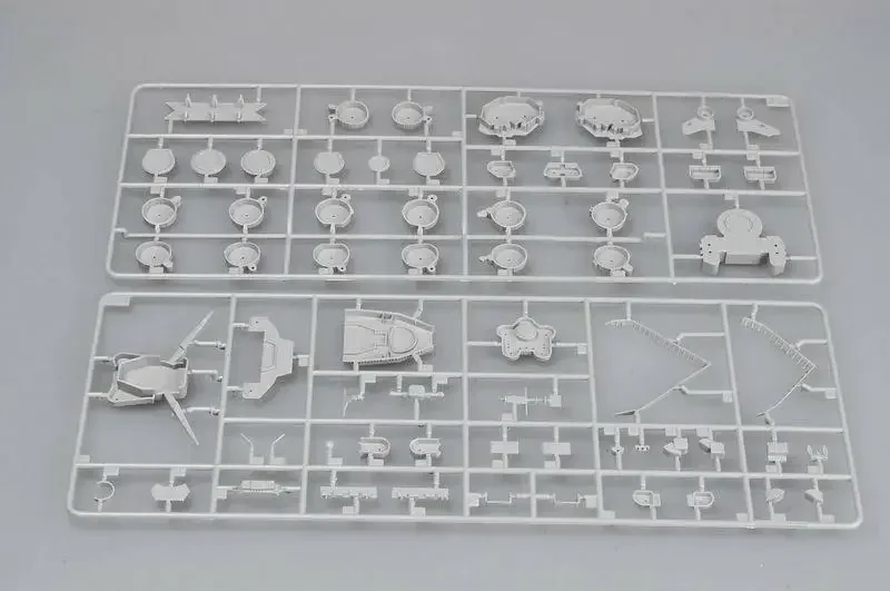 Trumpeter 05311 1/350 Комплект модели французского линкора Richelieu