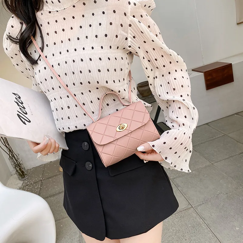 Fashion Small Messenger Bag For Women 2022 New Trend Female Shoulder Bag Casual Ladies Crossbody Bags Hot Sale Mini Handbags 2 Fashion Small Messenger Bag For Women 2022 New Trend Female Shoulder Bag Casual Ladies Crossbody Bags Hot Sale Mini Handbags 2